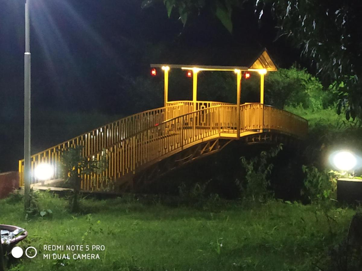 The Avi'S Village Chinchavli ภายนอก รูปภาพ